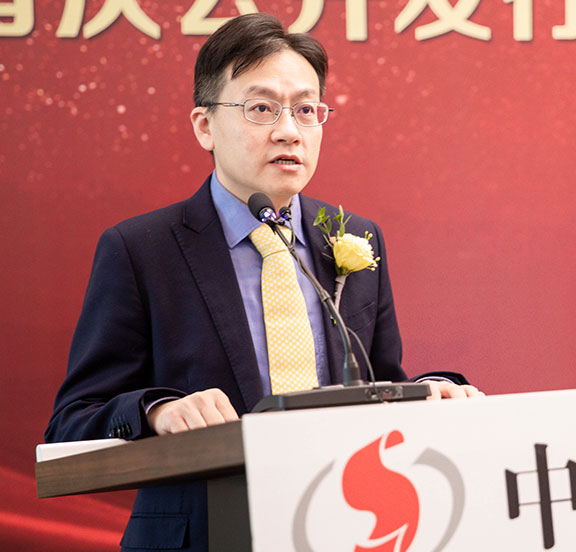 東吳證券股份有限公司投資銀行部董事(shì)總經理(lǐ)李生(shēng)毅先生(shēng)做推介緻辭